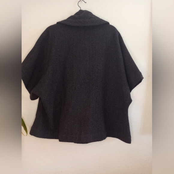 Eileen Fisher Italian Angora Wool Blend Lagenlook Kimono Style Cape Lapel Coat - Picture 5 of 7